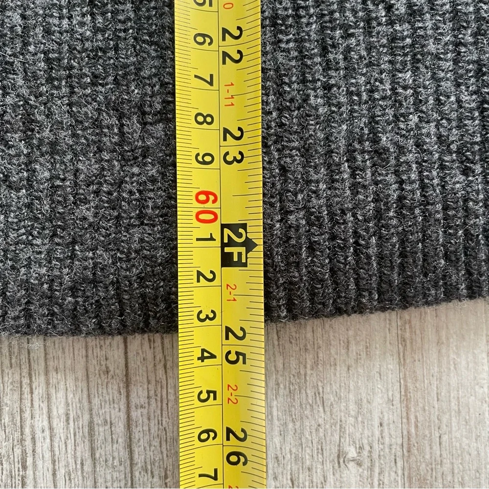 Grey Merino Wool Turtle Neck Knit Sweater-Tahari-Size S - Picture 5 of 7